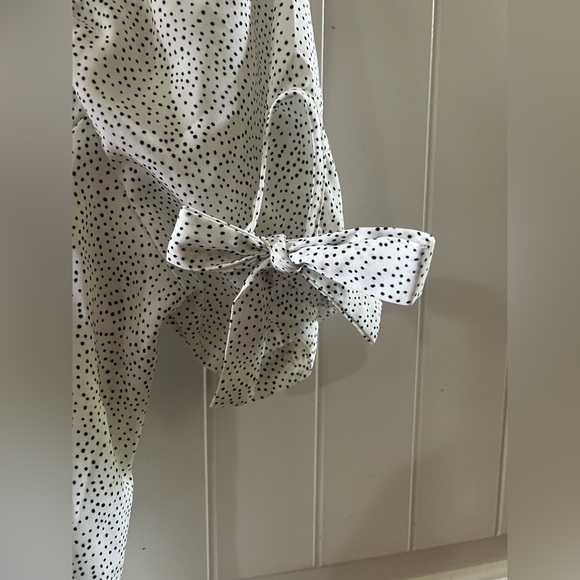 Black and white spec Sienna Sky size SMALL dress. A-line. Smocked back - Picture 5 of 5